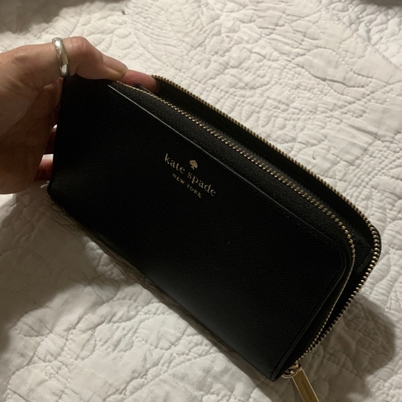 Kate Spade Black Lena Large Continental Zip-Around Wallet - Picture 2 of 7